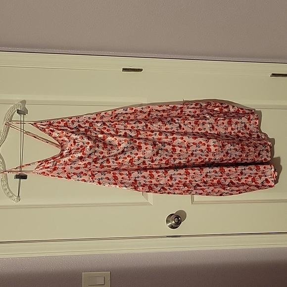 Adore me floral night gown - Picture 1 of 7